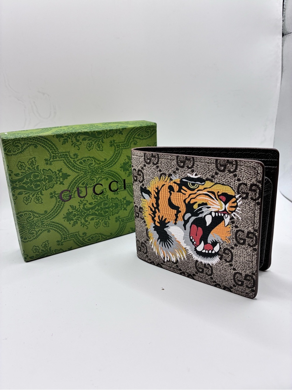 Gucci GG Supreme Tiger Print Bi-Fold Wallet - Brown, Black, Yellow - Picture 2 of 6